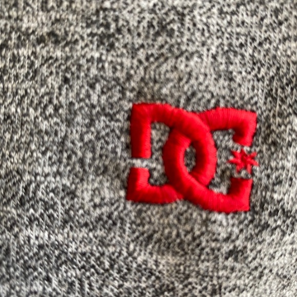 Mens hooded sweatshirt size Medium - Picture 7 of 7